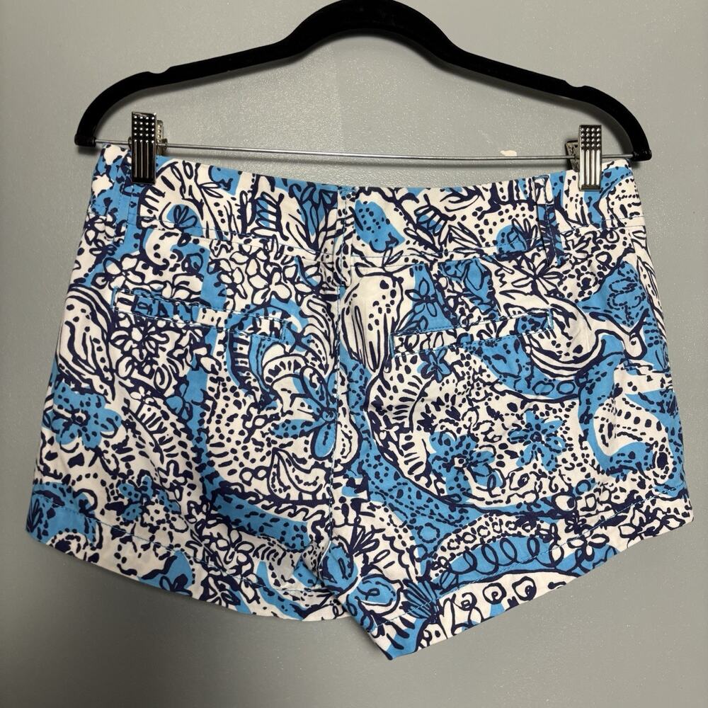 Lilly Pulitzer Women’s Blue White Floral Paisley Print Shorts 4 Small Beach Mom - Picture 3 of 6